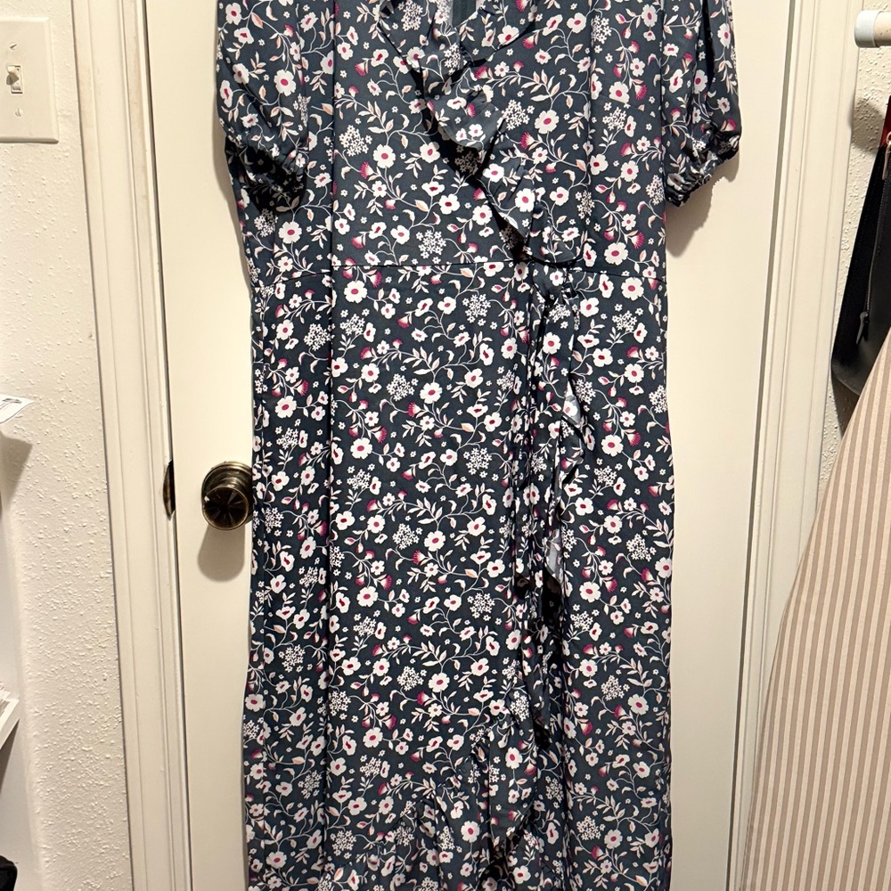 LOFT Floral Dress